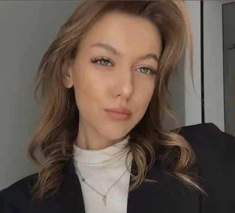 Mihaela T.